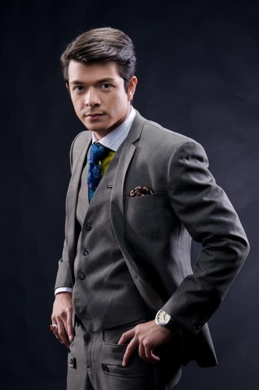 Jericho Rosales Wins Acting Award at the Newport Beach Film Festival in