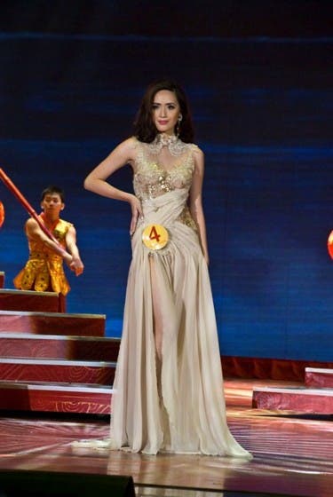 Candidate 4 Rolini Lim Pineda, winner of Miss Chinatown Philippines 2013 and Best in Evening Gown